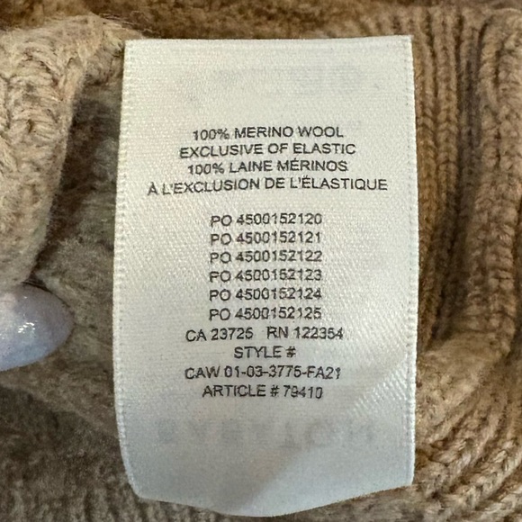 Aritzia - Babaton Sweater - Picture 7 of 7